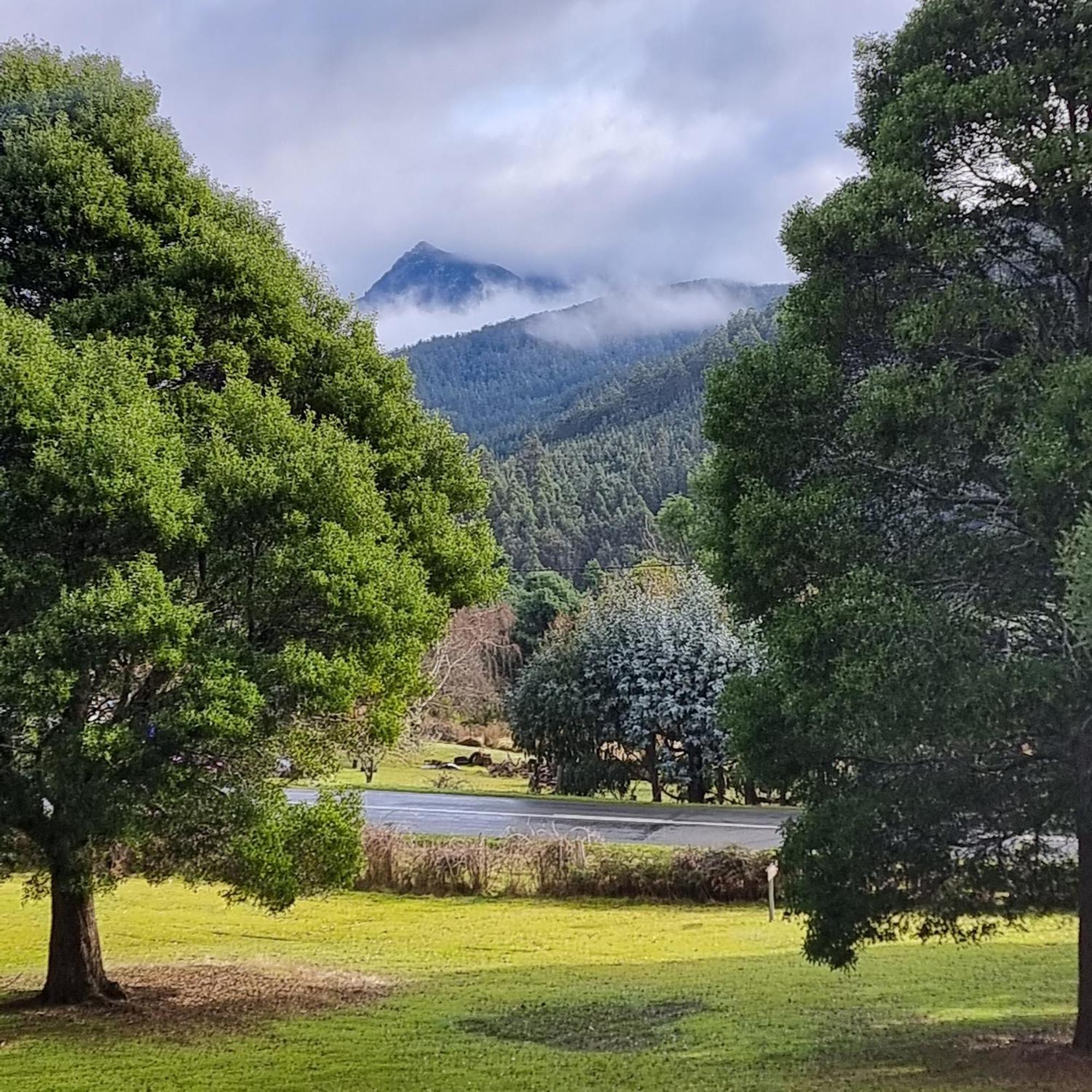 Russell Falls Holiday Cottages National Park Eksteriør billede